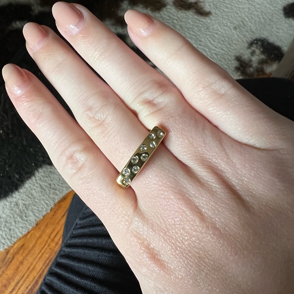 Ring - Picture 2 of 3